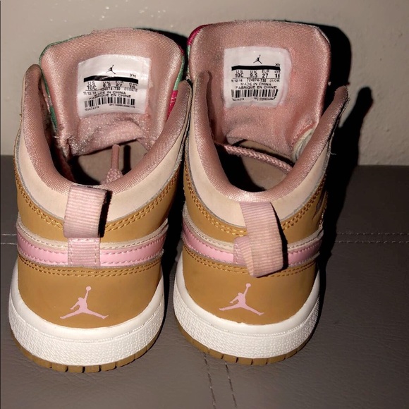 Jordan 1 10c toddler - Picture 3 of 7